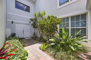 6245 Old Court Road, Boca Raton, FL 33433 - MLS#B26022222