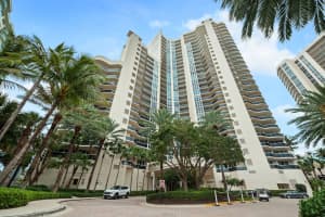 3200 Ocean Boulevard, Fort Lauderdale, FL 33308 - MLS#B26022226