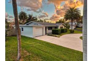 1970 32nd Street, Lighthouse Point, FL 33064 - MLS#B26022231