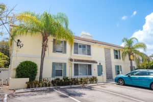 1308 Bayview Drive, Fort Lauderdale, FL 33304 - MLS#B26022236
