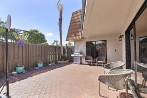 1426 110th Way, Davie, FL 33324 - MLS#B26022306
