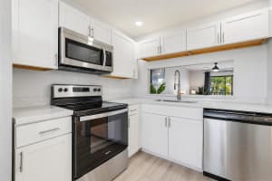 7245 Golf Colony Court, Lake Worth, FL 33467 - MLS#B26022319
