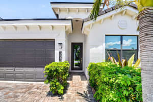 7563 Moonrise Drive, Lake Worth, FL 33467 - MLS#B26022353