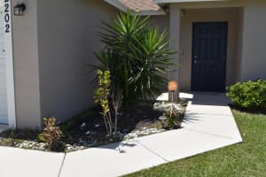 2202 Lucaya Street, Port Saint Lucie, FL 34952 - MLS#B26022367
