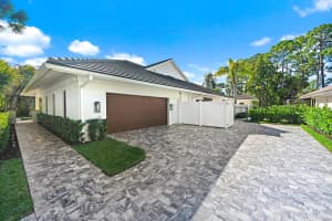 12 Alston Road, Palm Beach Gardens, FL 33418 - MLS#B26022412