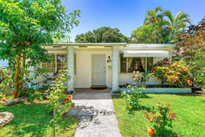 418 Kern Street, West Palm Beach, FL 33405 - MLS#B26022413