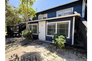 418 52nd Street 2, West Palm Beach, Fl 33407, West Palm Beach