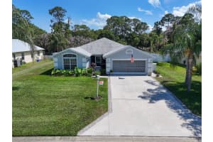 6727 Dickinson Terrace, Port St Lucie, FL 34952 - MLS#B26022515