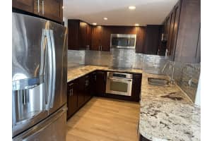 5200 N Flagler Drive 2004, West Palm Beach, Fl 33407, West Palm Beach