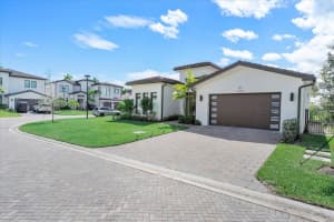 3502 Ashwood Cir Circle, Hollywood, FL 33312 - MLS#B26022540