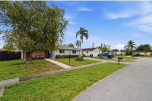 10234 Sleepy Brook Way, Boca Raton, FL 33428 - MLS#B26022548