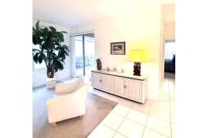 22821 Windsor Wood Court, Boca Raton, FL 33433 - MLS#B26022549