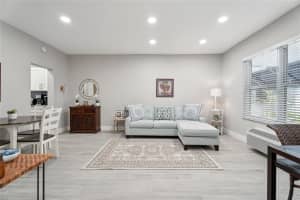 326 Harrison Street, Hollywood, FL 33019 - MLS#B26022551