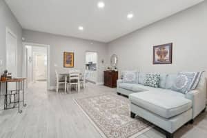 326 Harrison Street, Hollywood, FL 33019 - MLS#B26022551