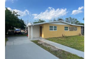 5721 38th Street, Davie, FL 33314 - MLS#B26022566