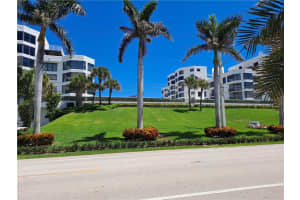 2565 Ocean Boulevard, Highland Beach, FL 33487 - MLS#B26022589
