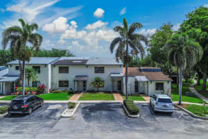 4003 W Woodscape Drive 2-k, Miramar, Fl 33023, Miramar