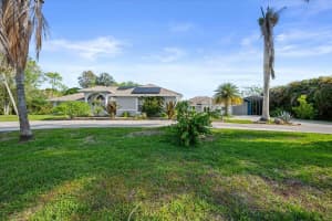 13613 62nd Ct Court, The Acreage, FL 33412 - MLS#B26022703