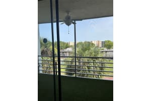 2860 Somerset Drive, Lauderdale Lakes, FL 33311 - MLS#B26022720