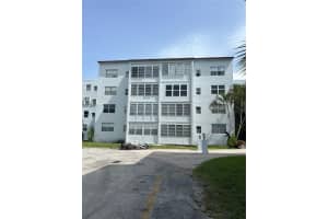 2860 Somerset Drive, Lauderdale Lakes, FL 33311 - MLS#B26022720