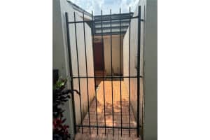 455 68th Avenue, Plantation, FL 33317 - MLS#B26022725