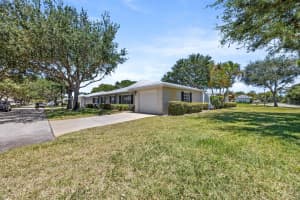 10168 43rd Trl Trail, Boynton Beach, FL 33436 - MLS#B26022786