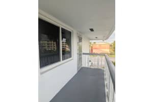 100 E Kingswood E, West Palm Beach, FL 33417, West Palm Beach, FL 33417 - MLS#B26022824