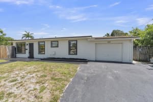 100 26th Court, Pompano Beach, FL 33064 - MLS#B26022864