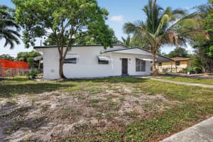 3830 30th Street, Hollywood, FL 33023 - MLS#B26022882
