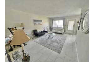 1920 51st Court, Fort Lauderdale, FL 33308 - MLS#B26022890