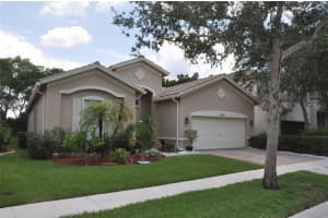 19496 Whitewater Avenue, Weston, FL 33332 - MLS#B26022893