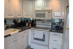 697 Flanders O 697, Delray Beach, FL 33484, Delray Beach, FL 33484 - MLS#B26022919