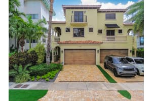 170 Isle Of Venice Drive, Fort Lauderdale, FL 33301 - MLS#B26023060