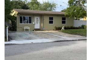 429 Summa Street, West Palm Beach, FL 33405 - MLS#B26023080