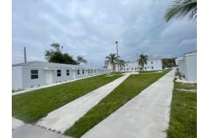 4393 Windsor Avenue, West Palm Beach, FL 33407 - MLS#B26023095