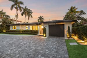 240 30th Street, West Palm Beach, FL 33407 - MLS#B26023125