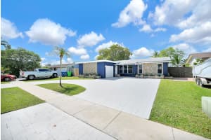 11600 30th Place, Sunrise, FL 33323 - MLS#B26023132