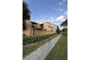 8273 Thames Boulevard, Boca Raton, FL 33433 - MLS#B26023162