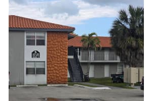 1201 Sw 52nd Avenue 202-2, North Lauderdale, Fl 33068, North Lauderdale