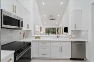 441 Ashwood Pl, Boca Raton, FL 33431, - MLS#B26023212