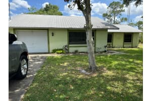 659 Hallmark Avenue, Lake Placid, FL 33852 - MLS#B26023270