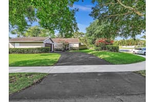 3996 7th Court, Delray Beach, FL 33445 - MLS#B26023288