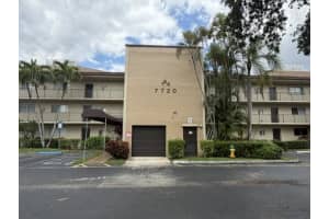 7720 50th Street, Lauderhill, FL 33351 - MLS#B26023308