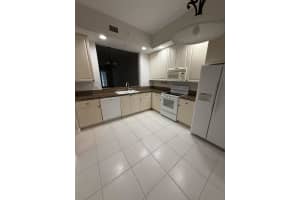 20 Harbour Isle Drive West W, Fort Pierce, FL 34949, Fort Pierce, FL 34949 - MLS#B26023314