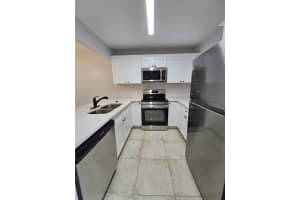 1421 Windorah Way, West Palm Beach, FL 33411 - MLS#B26023352