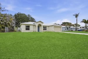 2574 Richmond Street, Port St Lucie, FL 34952 - MLS#B26023400