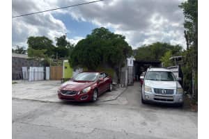 1320 131st Place, Miami, FL 33184 - MLS#B26023449
