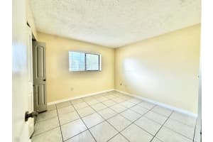 251 W Palm Cir W W 206, Pembroke Pines, FL 33025, Pembroke Pines, FL 33025 - MLS#B26023455