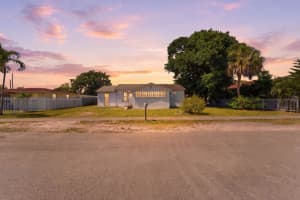 1129 105th Street, Miami, FL 33150 - MLS#B26023517