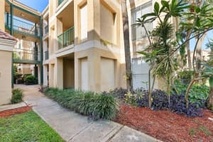 875 Riverside Drive, Coral Springs, FL 33071 - MLS#B26023548